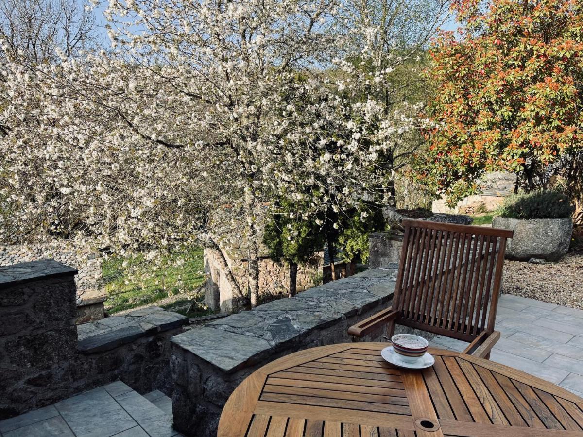 La Maison De Mon Pere Le Nayrac Экстерьер фото