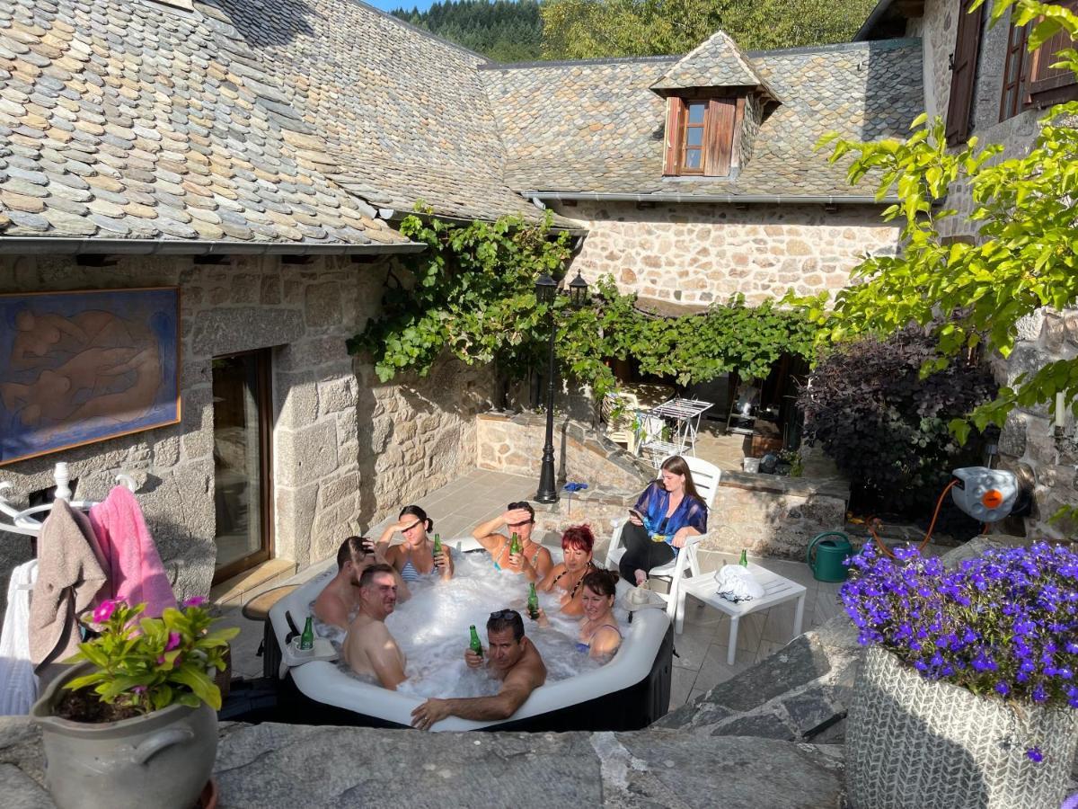La Maison De Mon Pere Le Nayrac Экстерьер фото