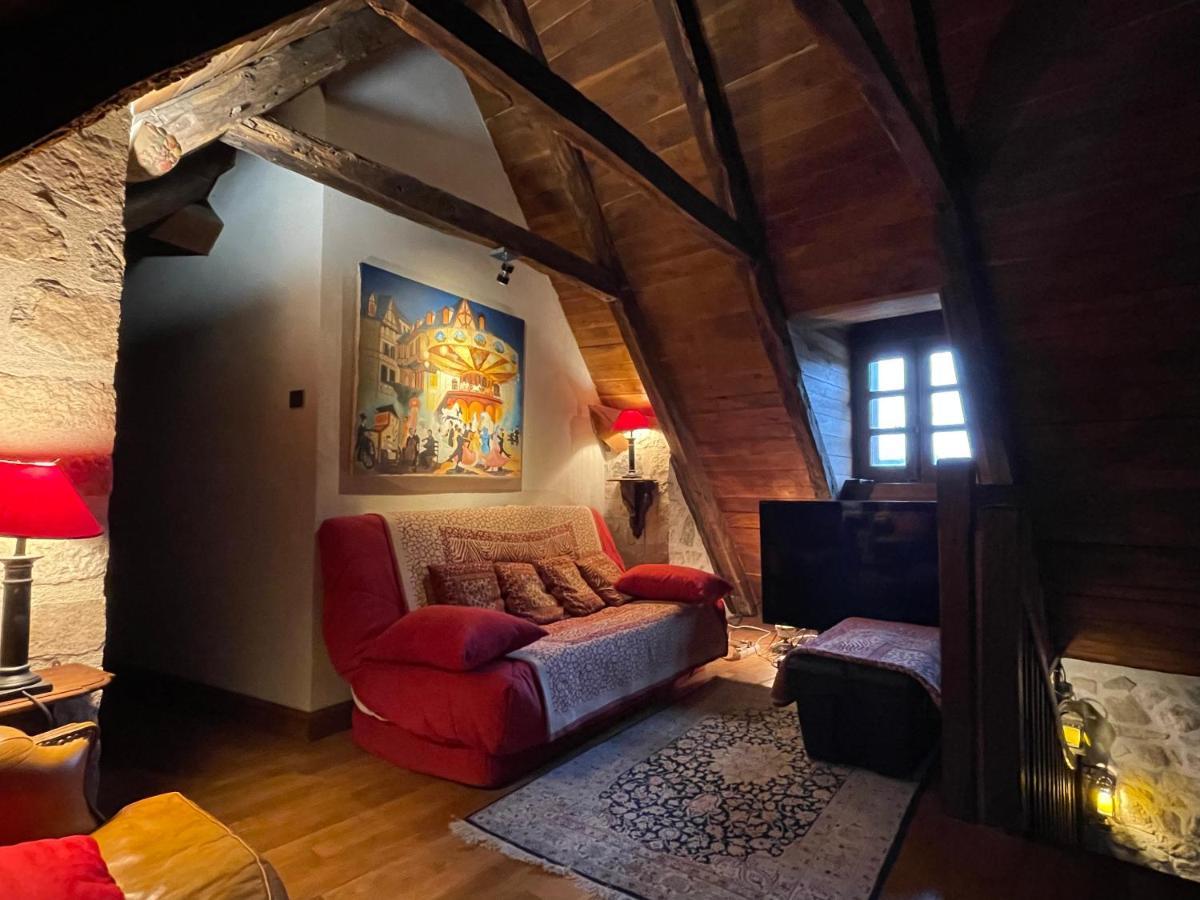 La Maison De Mon Pere Le Nayrac Экстерьер фото
