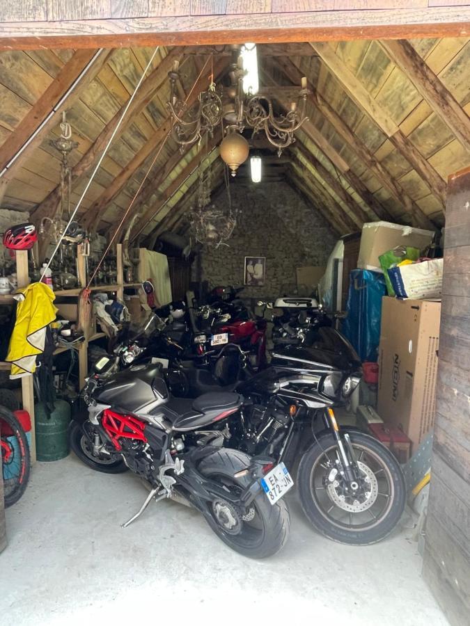 La Maison De Mon Pere Le Nayrac Экстерьер фото